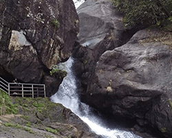 meenmutty waterfalls